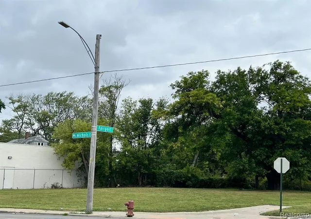 2nd image of 12947 E Mcnichols Rd, Detroit, MI 48205 | MLS# 60345185
