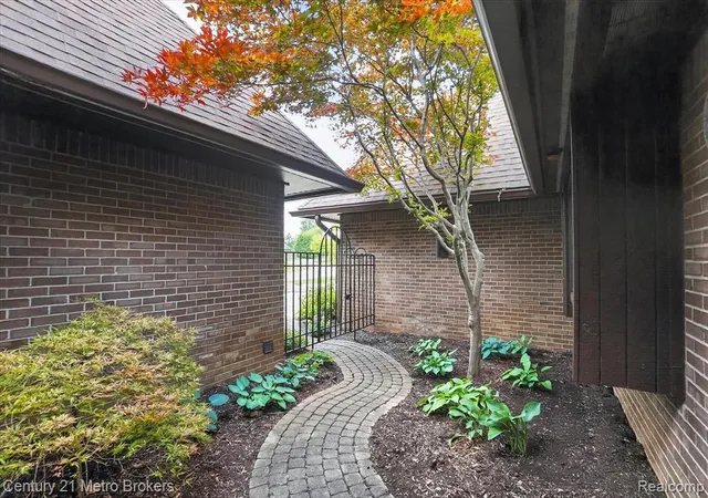 Photo 4 of Condo for sale at 9095 S Saginaw Rd #13, Grand Blanc, MI 48439 9579 | MLS# 61014022 | Listing updated on 2026-10-26