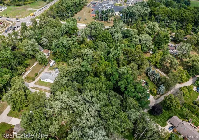 Photo 3 of Land for sale at Vacant Tamworth St, Commerce Twp, MI 48382 | MLS# 61024502 | Listing updated on 2026-08-25