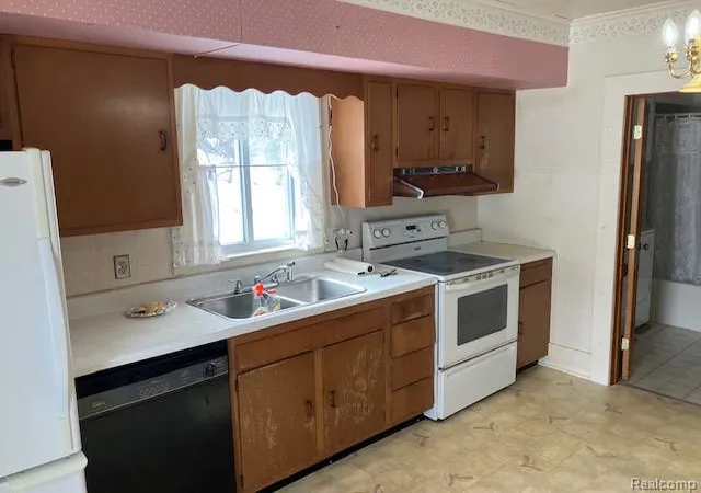 4th image of 52 Carrington St, Harbor Beach, MI 48441 | MLS# 60972960