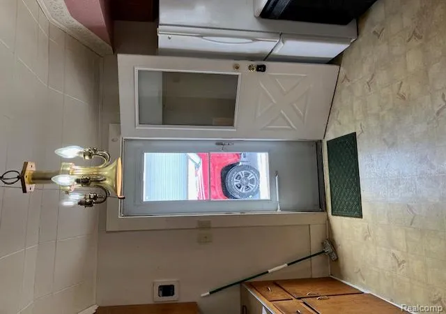 5th image of 52 Carrington St, Harbor Beach, MI 48441 | MLS# 60972960