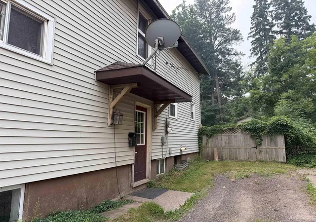 Photo 3 of Single family home for sale at 623 E Cloverland Dr, Ironwood, MI 49938 | MLS# 50215163 | Listing updated on 2026-07-16