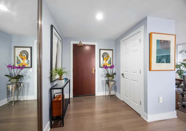 Photo 3 of Condo for sale at 57 Campau Cir #2305, Grand Rapids, MI 49503 | MLS# 70539199 | Listing updated on 2026-09-08