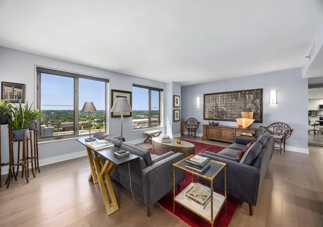 Photo 4 of Condo for sale at 57 Campau Cir #2305, Grand Rapids, MI 49503 | MLS# 70539199 | Listing updated on 2026-09-08