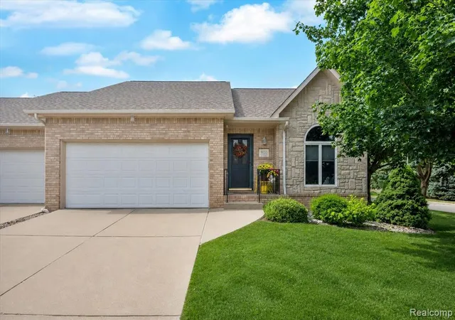 Homes for sale in Grand Blanc, MI | 6052 Belmont Ct, Grand Blanc, MI 48439 | MLS# 61001712