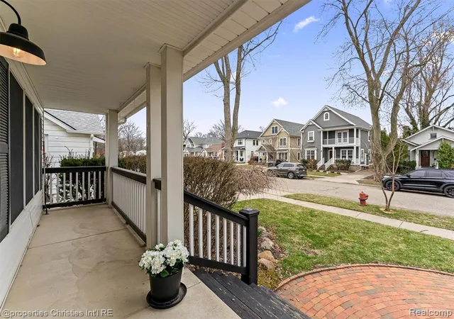 Homes for sale in Beverly Hills, MI | 16268 Kirkshire Ave, Beverly Hills, MI 48025 | MLS# 61009808