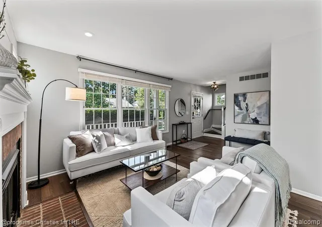 5th image of 16268 Kirkshire Ave, Beverly Hills, MI 48025 | MLS# 61009808