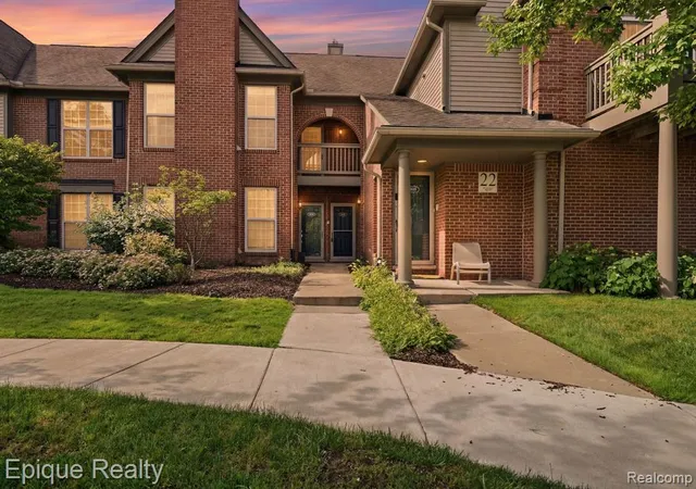 Homes for sale in Novi, MI | 28071 Carlton Way, Novi, MI 48377 | MLS# 61002725