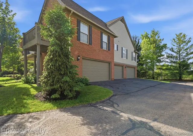 Homes for sale in Novi, MI | 28071 Carlton Way, Novi, MI 48377 | MLS# 61002725