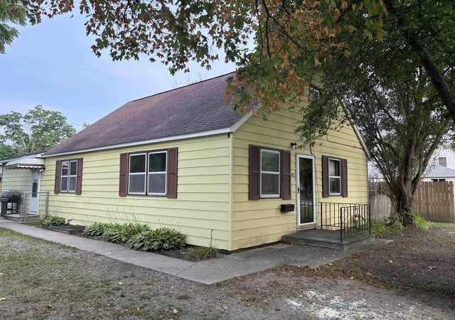 Photo 1 of Single family home for sale at 602 3rd Street, Essexville, MI 48732 | MLS# 50217720 | Listing updated on 2026-10-07