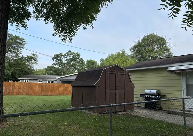 Photo 3 of Single family home for sale at 602 3rd Street, Essexville, MI 48732 | MLS# 50217720 | Listing updated on 2026-10-07