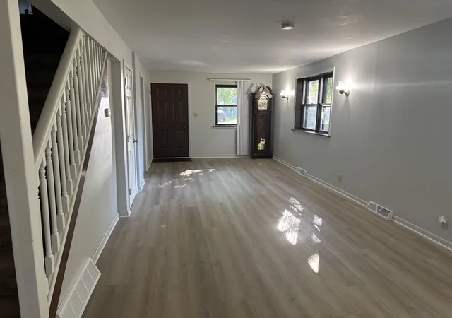 Photo 4 of Single family home for sale at 602 3rd Street, Essexville, MI 48732 | MLS# 50217720 | Listing updated on 2026-10-07
