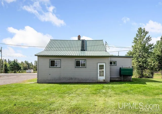 Photo 4 of Single family home for sale at 25360 W US 41 Hwy, Champion, MI 49814 | MLS# 50217655 | Listing updated on 2026-09-08