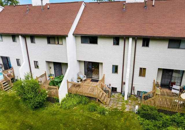 2nd image of 13638 S Thorn Creek Dr, Traverse City, MI 49684