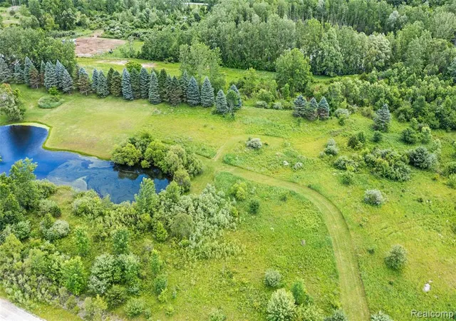 1st image of 9759 Jessica J Ln, Salem, MI 48175 | MLS# 60985710