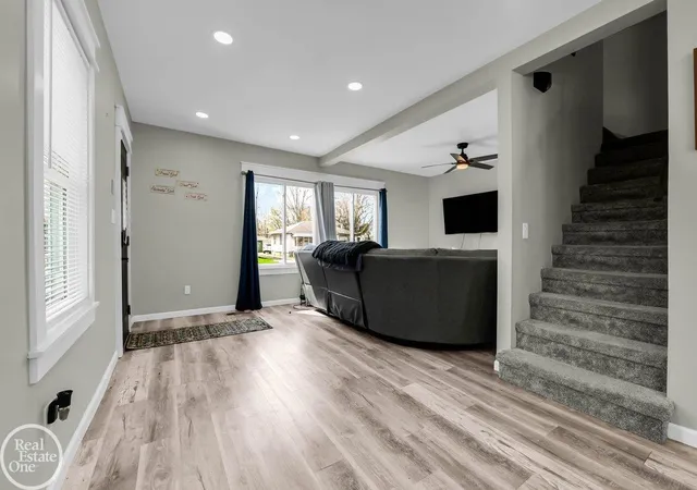 5th image of 22816 Shakespeare St, Eastpointe, MI 48021 | MLS# 50204540