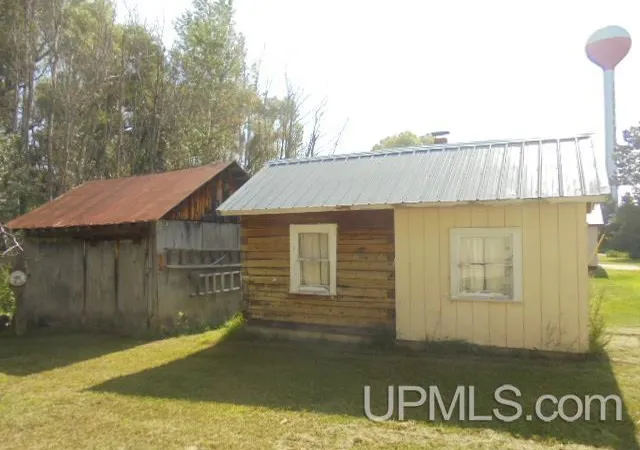 Photo 4 of Sale Pending at 102 Spring St, Trout Creek, MI 49967 | MLS# 50219561 | Listing updated on 2026-09-11