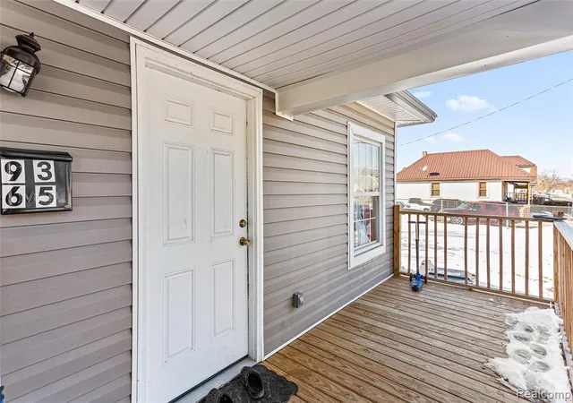 Photo 2 of Sale Pending at 9365 Quincy St, Detroit, MI 48204 5704 | MLS# 61023841 | Listing updated on 2026-08-24