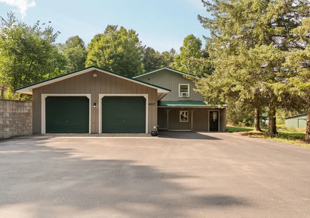 4th image of 8017 + 8135 Honey Hollow Rd, Bellaire, MI 49615 | MLS# 80072588