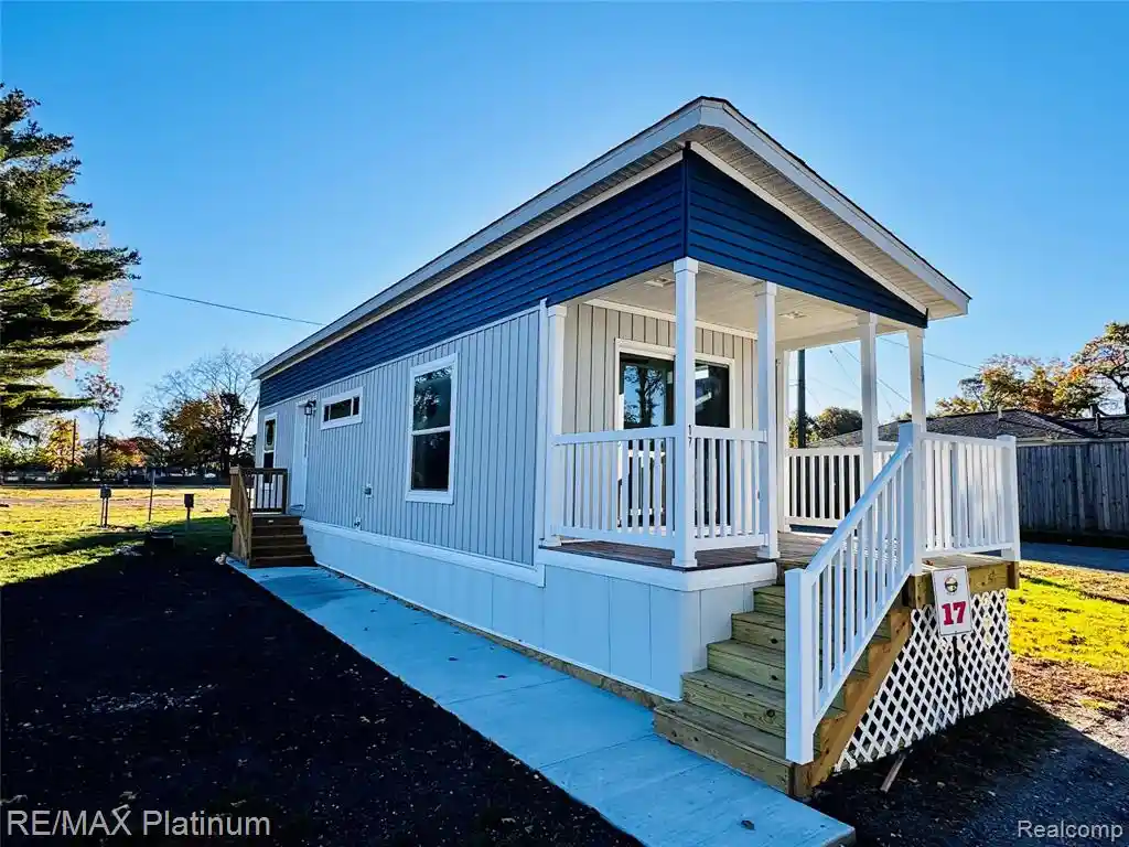 Photo 1 of Manufactured home for sale at 17 Sunset Ln, Fenton, MI 48430 1306 | MLS# 61001170 | Listing updated on 2026-10-23