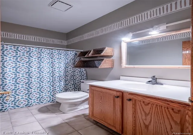 Homes for sale in Burton, MI | 2411 Briar Creek Ln, Burton, MI 48509 | MLS# 60975576