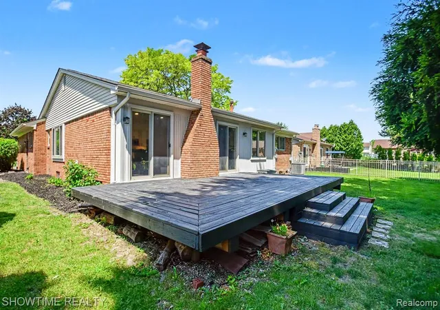 Homes for sale in Macomb, MI | 47726 Lexington Dr, Macomb, MI 48044 | MLS# 60998312