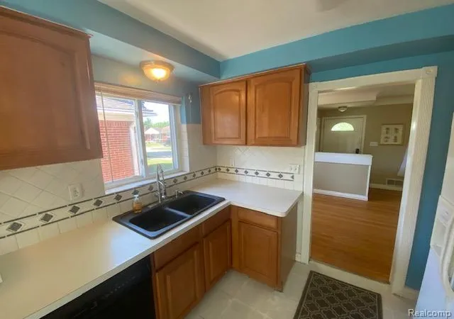 Homes for sale in Madison Heights, MI | 28448 Brush St, Madison Heights, MI 48071 | MLS# 60993159