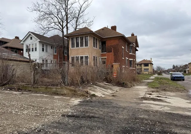 Homes for sale in Detroit, MI | 8788 Dexter Ave, Detroit, MI 48206 | MLS# 60983892
