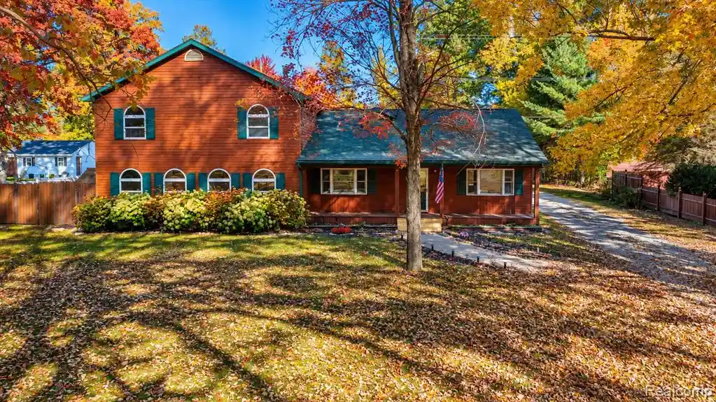 Photo 1 of Single family home for sale at 3708 Dykeman Rd, Fort Gratiot, MI 48059 4111 | MLS# 61041748 | Listing updated on 2026-10-26