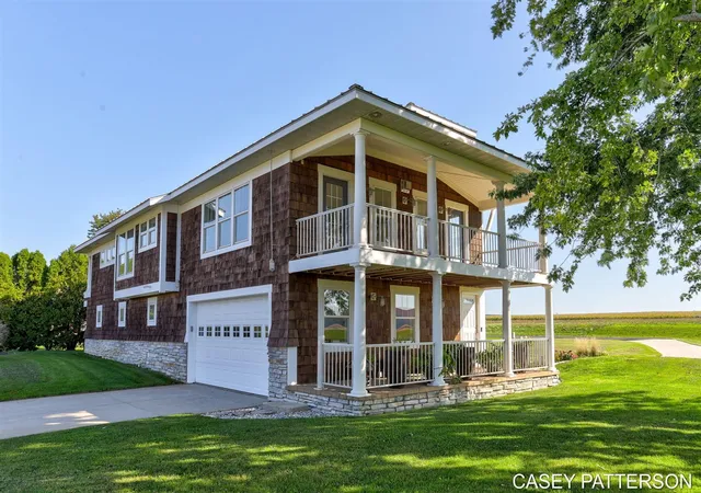 Homes for sale in Zeeland, MI | 2520 Air Park Dr, Zeeland, MI 49464 | MLS# 70539447