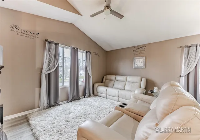Photo 2 of Sale Pending at 3481 Hampton Downs Dr, Grand Rapids, MI 49512 | MLS# 70519683 | Listing updated on 2026-03-28