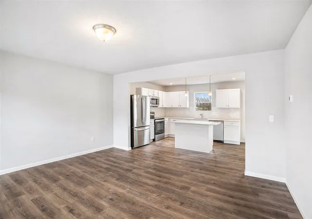 2nd image of 600 Arizona Blvd, Three Rivers, MI 49093 | MLS# 70518415