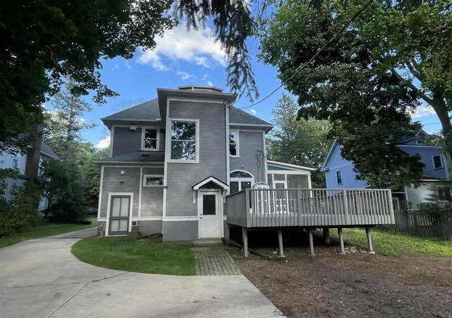 Homes for sale in Ann Arbor, MI | 916 Olivia Ave, Ann Arbor, MI 48104 | MLS# 70533605