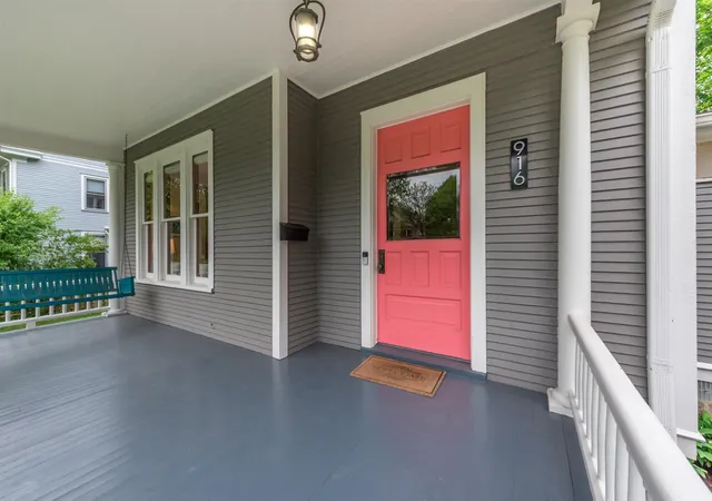 Homes for sale in Ann Arbor, MI | 916 Olivia Ave, Ann Arbor, MI 48104 | MLS# 70533605
