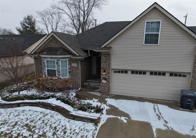 2nd image of 34387 Ann Arbor Trl, Livonia, MI 48150 | MLS# 70526459