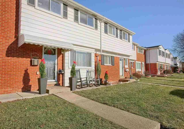 Photo 2 of Sale Pending at 20011 Abrahm, Clinton Township, MI 48035 | MLS# 50062765 | Listing updated on 2022-01-05