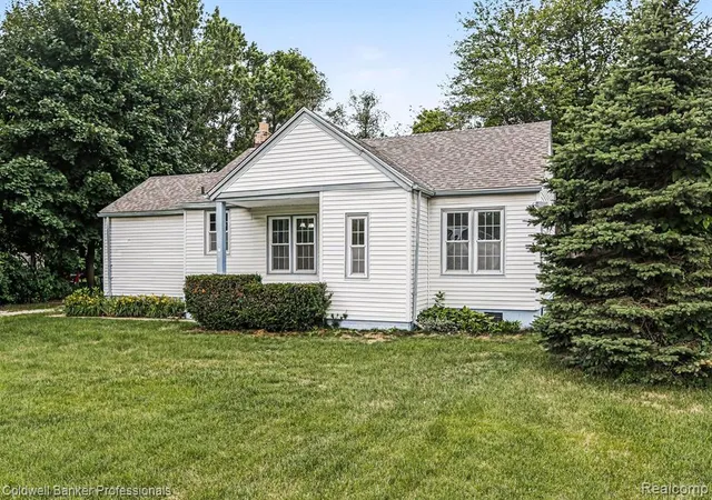 Homes for sale in Plymouth, MI | 11101 Gold Arbor Rd, Plymouth, MI 48170 | MLS# 61006250