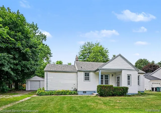 Homes for sale in Plymouth, MI | 11101 Gold Arbor Rd, Plymouth, MI 48170 | MLS# 61006250