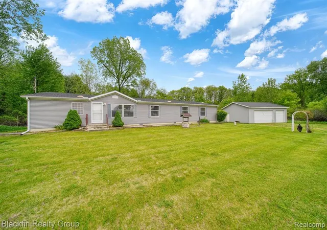 Homes for sale in Brooklyn, MI | 7001 Sweezy Lake Rd, Brooklyn, MI 49230 | MLS# 60995044