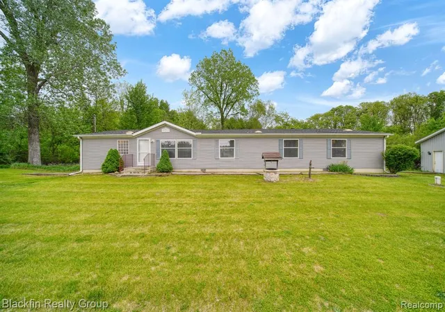 Homes for sale in Brooklyn, MI | 7001 Sweezy Lake Rd, Brooklyn, MI 49230 | MLS# 60995044