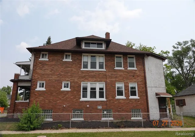 Listing Photo 5 - Condo for sale in building located at 169 Pilgrim, Highland Park, MI 48203