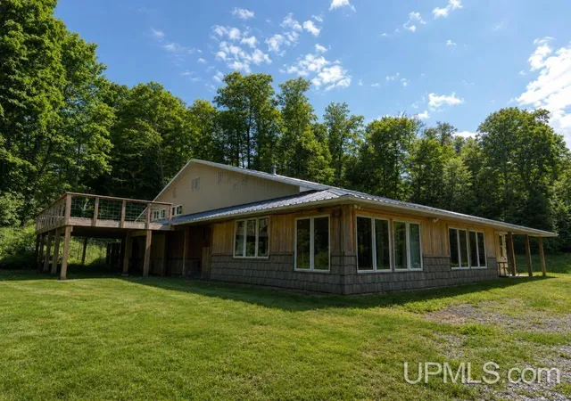 Homes for sale in Bruce Crossing, MI | 13241 Nurkkala Rd, Bruce Crossing, MI 49912 | MLS# 50210865