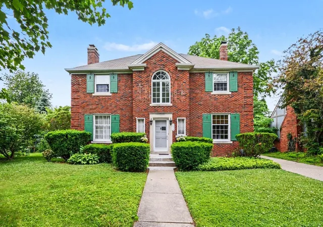 Photo 2 of Single family home for sale at 130 S Wilson Blvd, Mount Clemens, MI 48043 | MLS# 50209559 | Listing updated on 2026-08-30