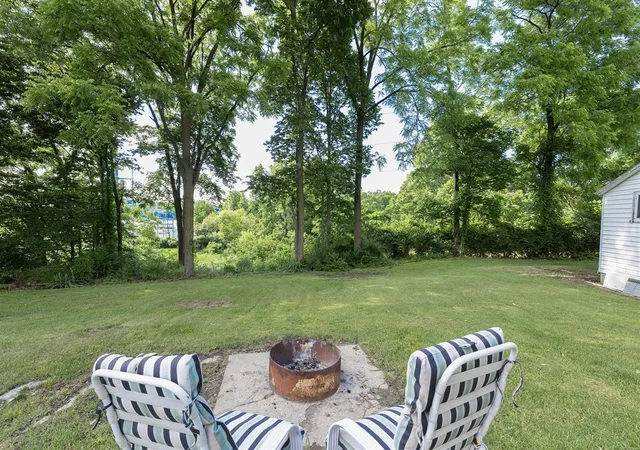Homes for sale in Cassopolis, MI | 123 Hilltop Ln, Cassopolis, MI 49031 | MLS# 70538963