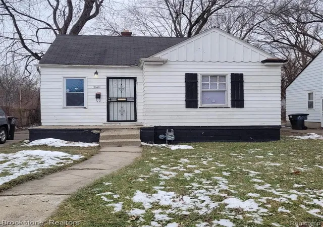 1st image of 18411 Stout St, Detroit, MI 48219 | MLS# 60021784