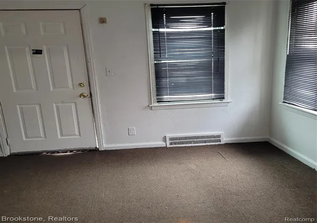 3rd image of 18411 Stout St, Detroit, MI 48219 | MLS# 60021784