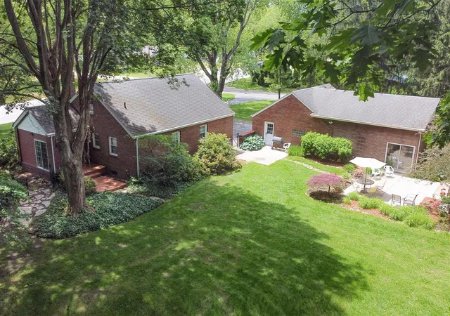 3rd image of 2429 W John Beers Rd, Stevensville, MI 49127 | MLS# 70542662