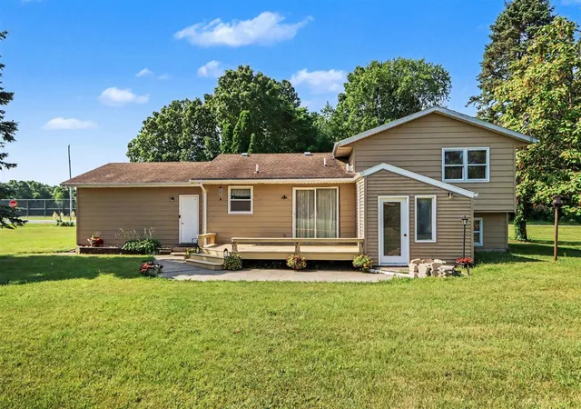 Photo 3 of Sale Pending at 34792 Ml Lake Rd, Gobles, MI 49055 | MLS# 70543361 | Listing updated on 2026-09-11