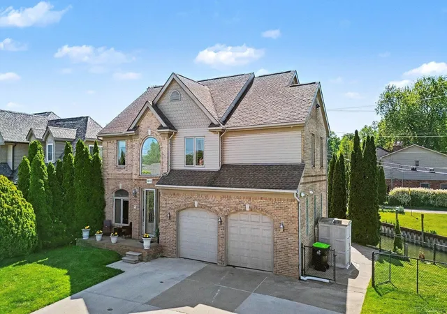 image of 38035 Pointe Rosa St, Harrison Township, MI 48045 | MLS# 50213831