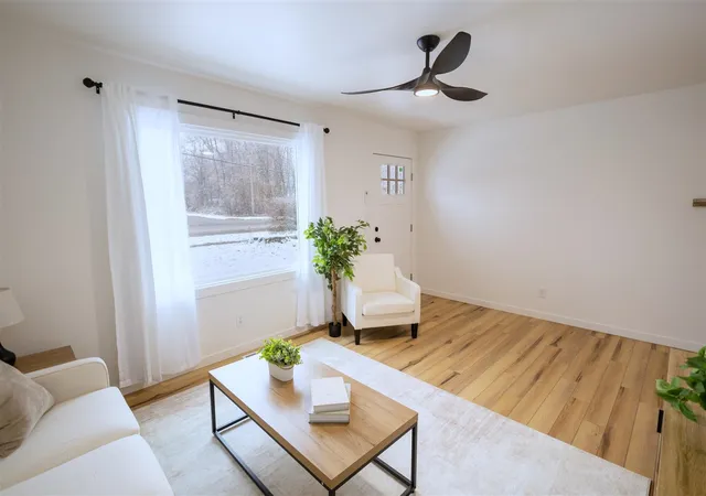 Homes for sale in Grand Rapids, MI | 293 60Th St, Grand Rapids, MI 49548 | MLS# 70510998